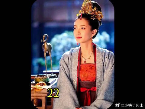 宠妃故意穿着灯笼锦在皇后面前显摆，没想到这是她最后一次嘚瑟了