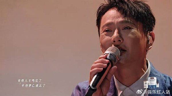 张信哲歌唱《少年》，感叹时光飞逝，更怀念少年时光！