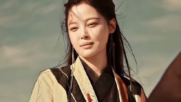 辛芷蕾演绎孱弱狠劲章路遥,8.25上线