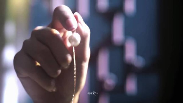 我想留个喜欢的女孩在身边 很难吗