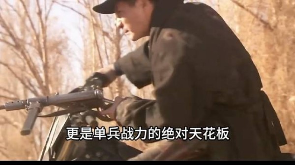 唯一能打败燕双鹰的方法，就是关掉电视
