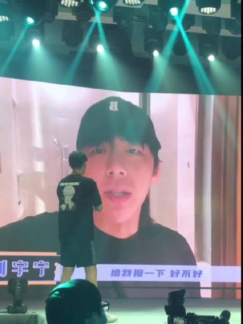 这哥俩的感情,从话里行间就能听出来