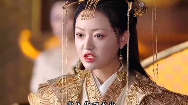 动不动就是女帝气场,真能吹!来看看真正的女帝气场是啥样!