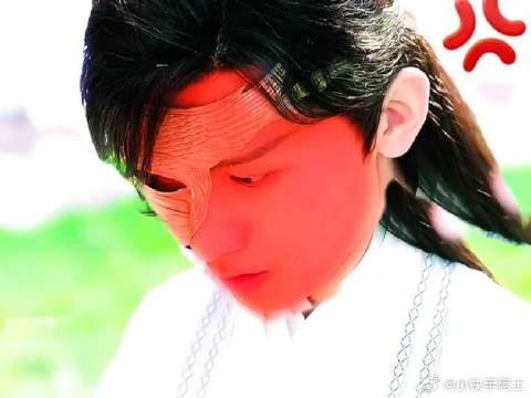 成毅饰演琉璃司凤，奶凶小结巴形象鲜活
