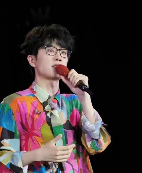 许嵩说脱掉的话里面就没有了