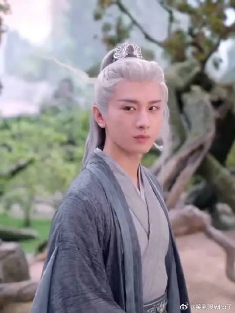 难怪染青沉溺这美色中
