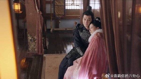 锦月如歌:燕夫人身怀六甲,仍要随燕贺一同出征,两人感情可真好