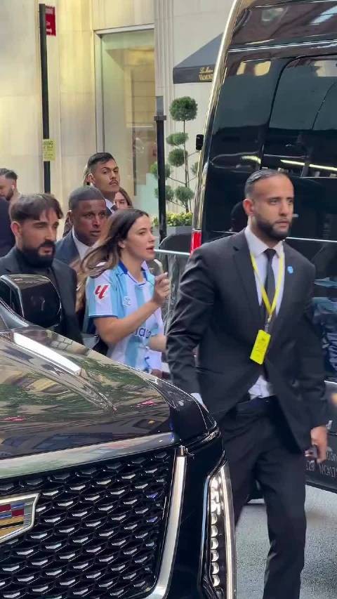 C罗妻子身材也太好了吧！