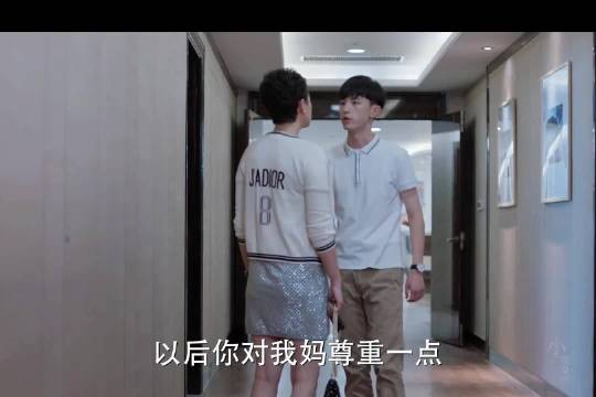 亲妈被后妈欺负,钱三一站出来保护妈妈,教训后妈,太解气了!