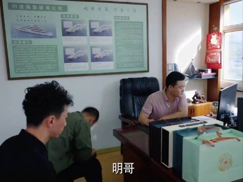 小城故事多：尊严在生存面前不值得一提啊！
