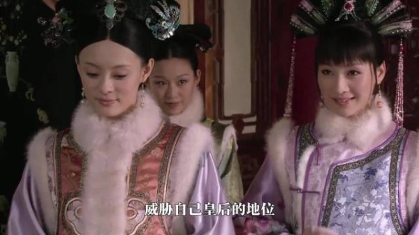 宜修借纯元旧衣扳倒甄嬛,安陵容看穿其计谋