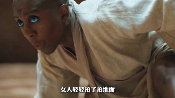 小心!地面突然冒出的“小惊喜”,是惊吓还是惊喜?揭秘地下的秘密!