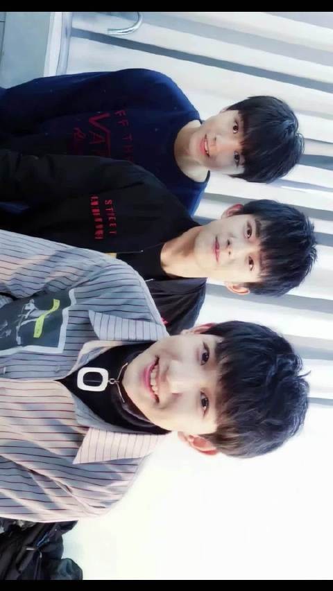 这城市这么空 回忆这么凶 TFBOYS万岁 求火