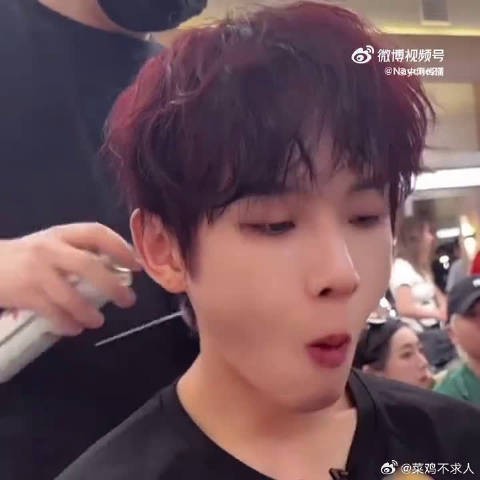 低精力人实名许愿能蹭到姚琛的精力buff，再也不用靠咖啡吊命过日子