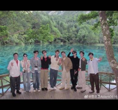 现发团全员戴眼镜不告诉黄景瑜,范丞丞给p墨镜太仁义了