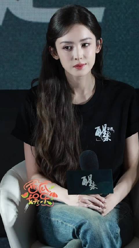 镜头都要怼娜扎脸上了