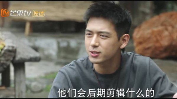 老师傅木雕没人买,总裁借短视频风口,帮他打销路