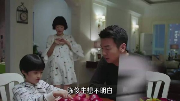 凌玲知书达理却养出戾气孩子,罗子君凭什么教出懂事通透的平儿