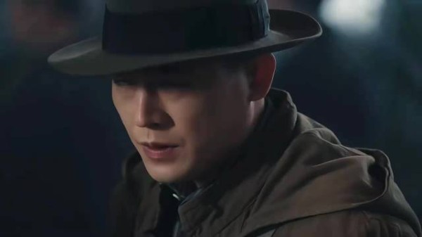 像极了小情侣之间的打情骂俏 就喜欢看金宝“调戏”陈开来，直接给我钓成翘嘴