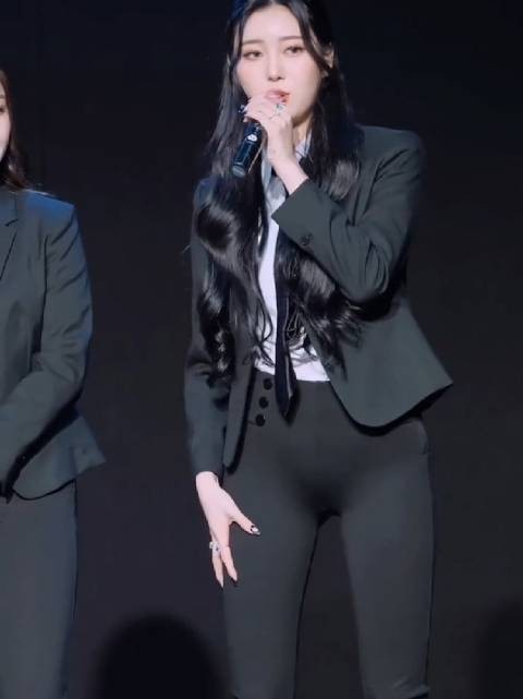 韩国女团、太美了，这舞谁看了不迷糊啊！