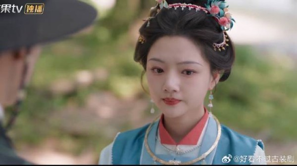 朝姐儿为了母亲和离发愁,三爷甘愿当垃圾桶,陪她发泄情绪
