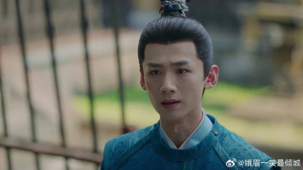 九思被套麻袋暴揍,一看鞋秒懂是上司,罪魁祸首竟是世子