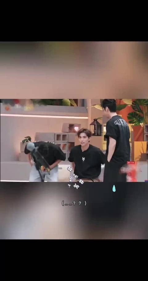 披荆斩棘这一组,实力和脸型双双在线,长脸三人组越看越有喜感