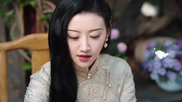 “世人皆为情所困,可这世上哪来那么多情”