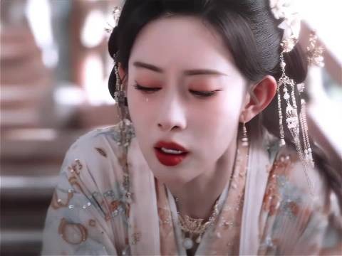 孟子义吹蜡烛落泪,眼泪像断了线的珍珠