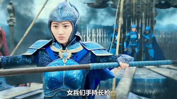 一身冰蓝战甲,景甜演绎飒爽守城女将!