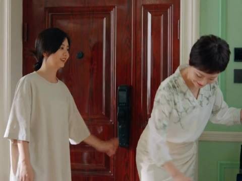 归路:归晓母亲离婚后如沐春风,终于活成了真正的自己!