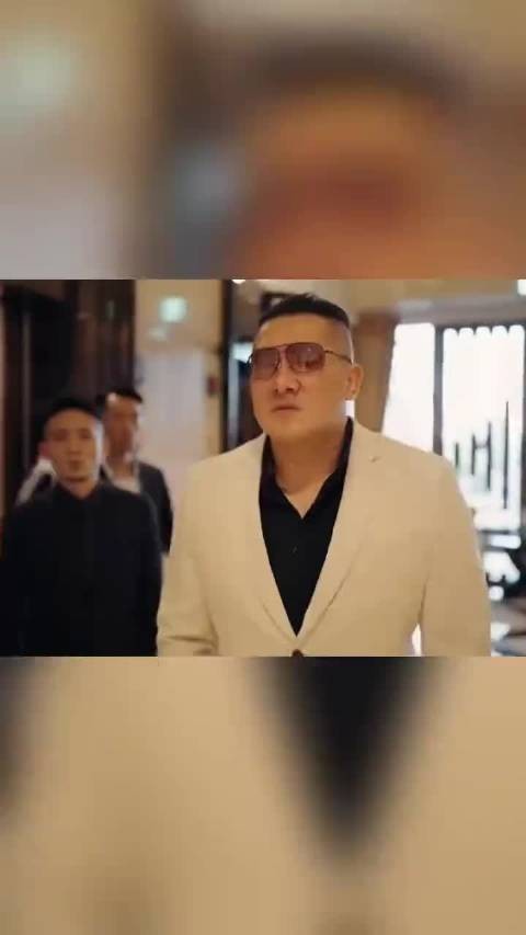 台湾馆长在当地,原来也是牛X一方的“黑”老大?