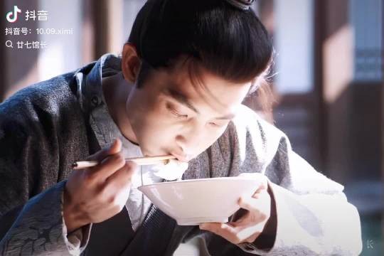 好厉害的台词好厉害的演技,小哥哥明明不是科班到底哪里学来的