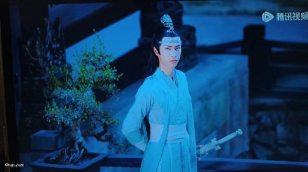 蓝湛与魏无羡道别,气氛明显不同