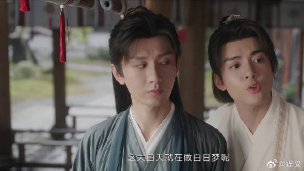 李莲花偶遇初恋情人 下秒被方多病打搅，场面贼逗