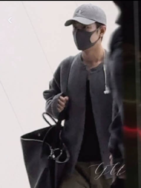 肖战机场私服,高级松弛感穿搭教科书,全包仍散发魅力