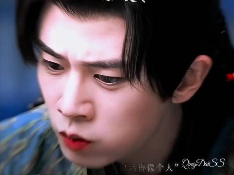 「好好吃饭的陆千乔 很鲜活 他不再是五不全的战鬼 可以好好睡觉好好吃饭…