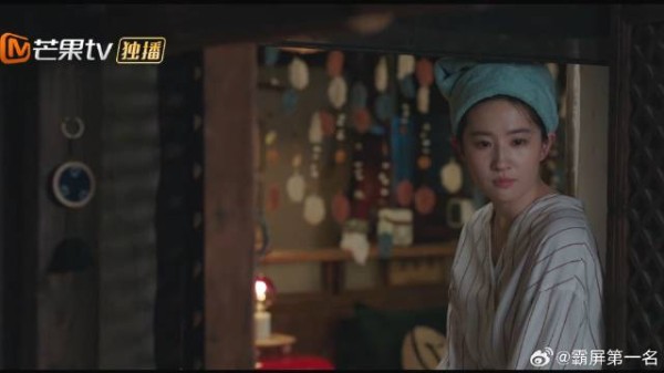 谢之遥给阿奶洗头,许红豆顿感温馨,想起自己姥姥