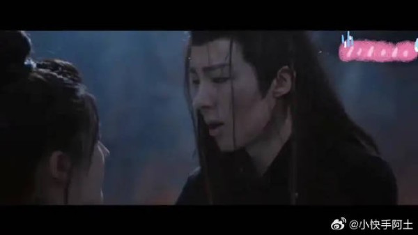 燕子京毒水潭舍身救端午,当场吐血眼含热泪