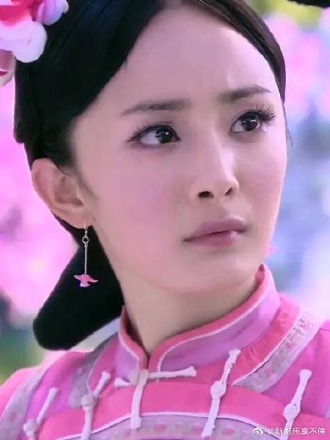 八阿哥被气得心梗以为自己心动了