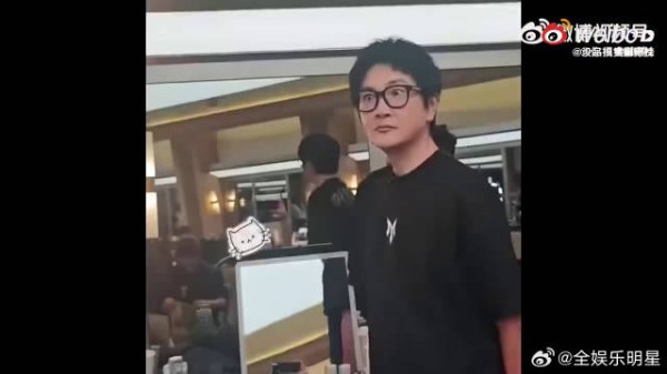 孙楠二公小考表情变化,从从容到紧张演开学日常