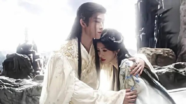 “夫妻本是同林鸟,大难临头一起飞”