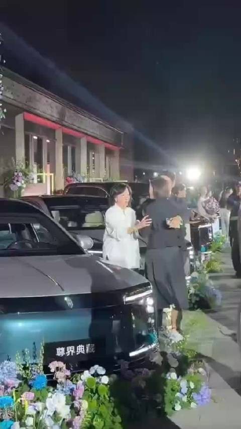 刘嘉玲袁弘十年后再聚,热聊期待重启我们来了
