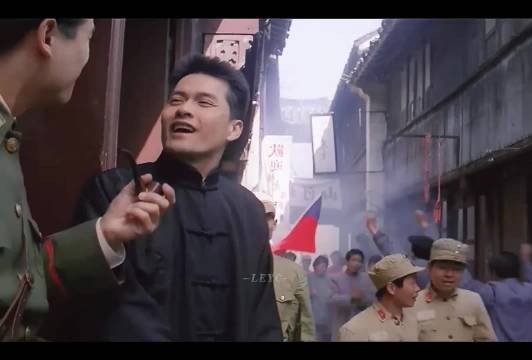 “从地下皇帝到流亡他乡,陆云生的一生写满现实与残酷”