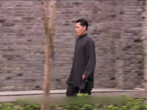 白景琦打断儿子白敬业的腿名场面来啦 大宅门 陈宝国