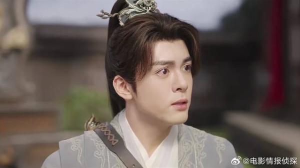 李莲花中毒打斗 幸亏方多病及时来救,这下安全了