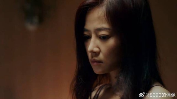 美女换上丝绸睡衣，程勇不忍直视，下秒举动真男人