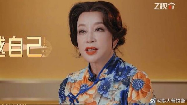被问怎么理解《无限超越班》 刘晓庆这番话说得太好了，不愧是年轻人的楷模！