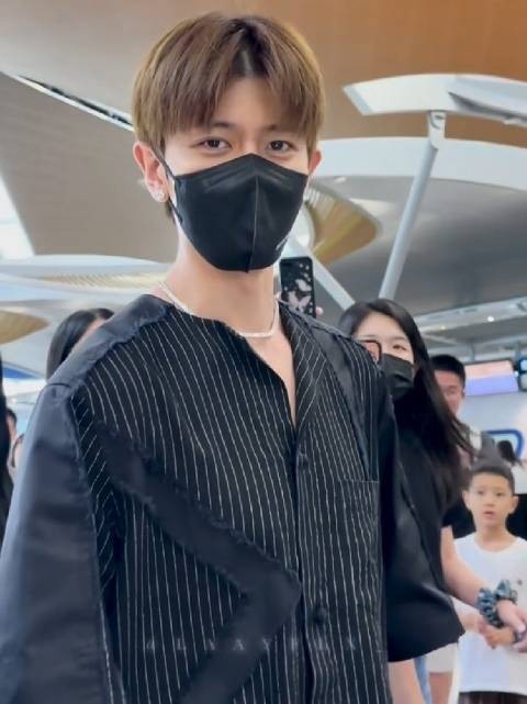 好的 就当你看我了