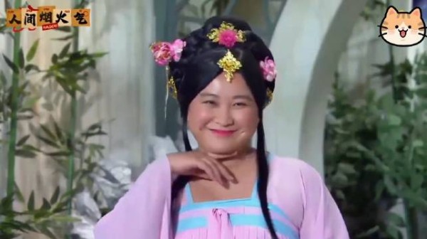 贾玲张小斐穿越唐朝，胖玲被夸自律成顶级美人